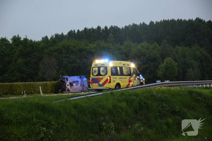 Bestuurder gewond bij eenzijdig ongeval