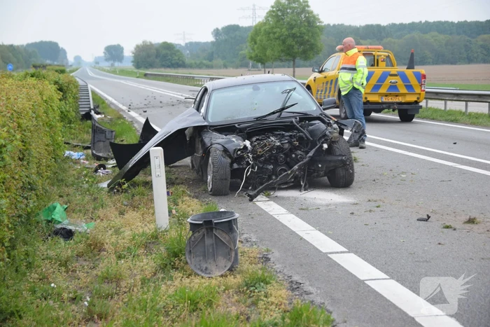 Bestuurder gewond bij eenzijdig ongeval