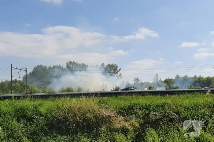 Veel rook bij brand in voormalig baggerdepot