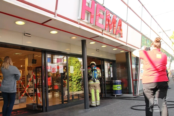 Hema winkelcentrum Emiclaer ontruimd na brand