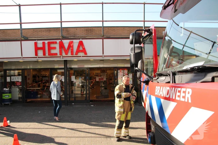 Hema winkelcentrum Emiclaer ontruimd na brand