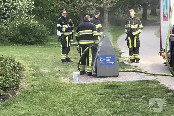 Brand in ondergrondse container