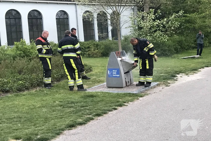 Brand in ondergrondse container