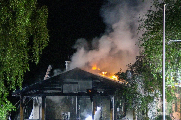 Uitslaande brand in woning