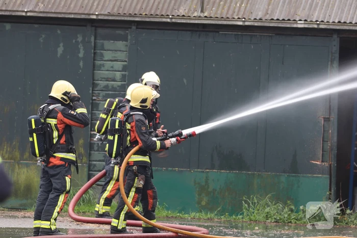 Grote uitslaande brand in industriepand