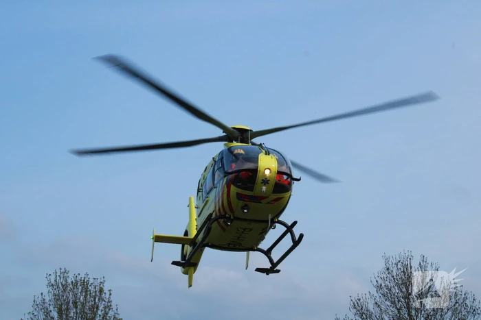 Scooterrijder zwaargewond na frontale botsing