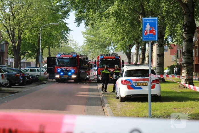 Uitslaande brand verwoest woning