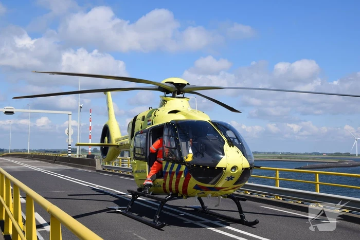 Wielrenner overleden na frontale botsing op Zeelandbrug