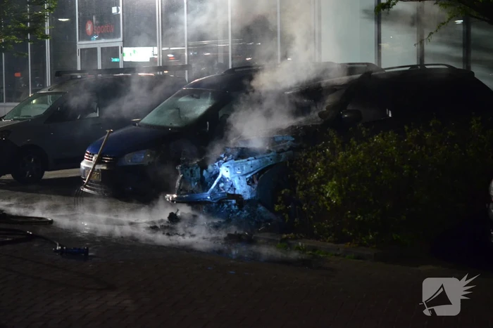 Voertuig door brand verwoest