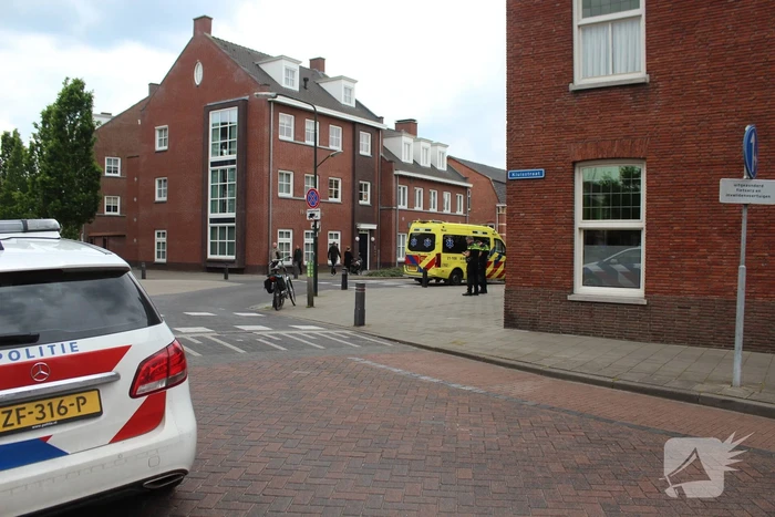 Automobilist laat fietster hulpeloos achter na ongeval