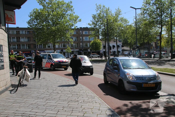 Schade na aanrijding tussen auto en scootmobiel