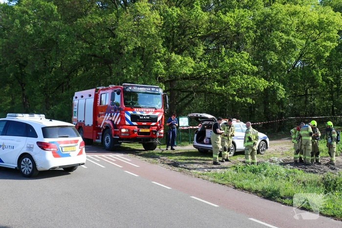Meerdere vaten met vermoedelijk drugsafval aangetroffen in bos
