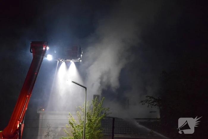 Uitslaande brand in leegstaande villa