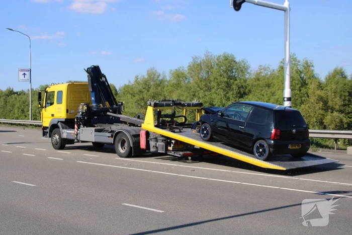 Auto zwaar beschadigd bij ongeval