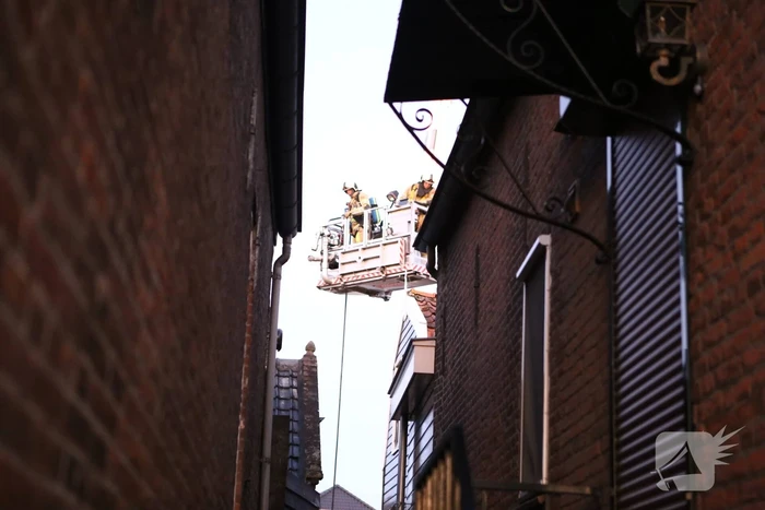 Veel rook bij brand in pand
