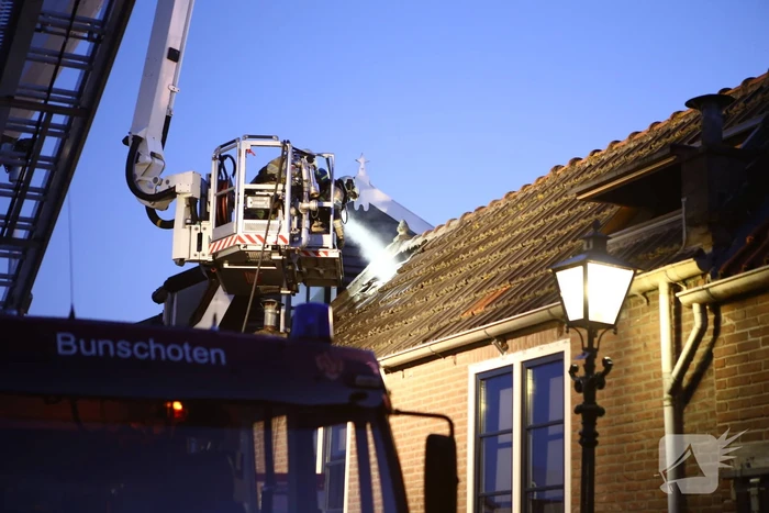 Veel rook bij brand in pand