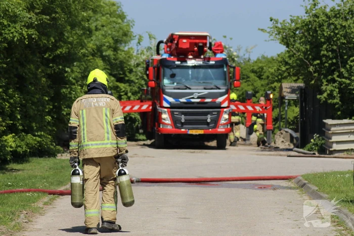 Brand in schuur met aardappelen