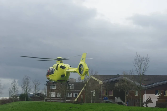Persoon gewond bij steekpartij in Zenderpark