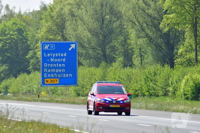 Grote brand in vrachtwagen op A6, snelweg dicht