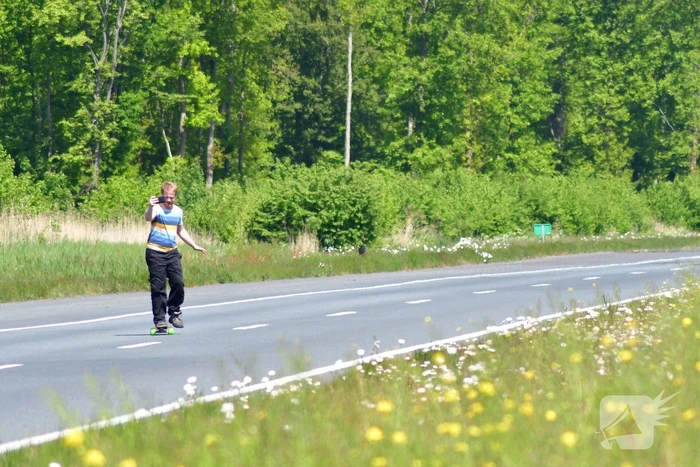 Grote brand in vrachtwagen op A6, snelweg dicht
