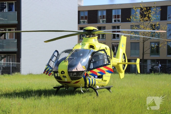 Ernstige aanrijding tussen motor en scootmobiel