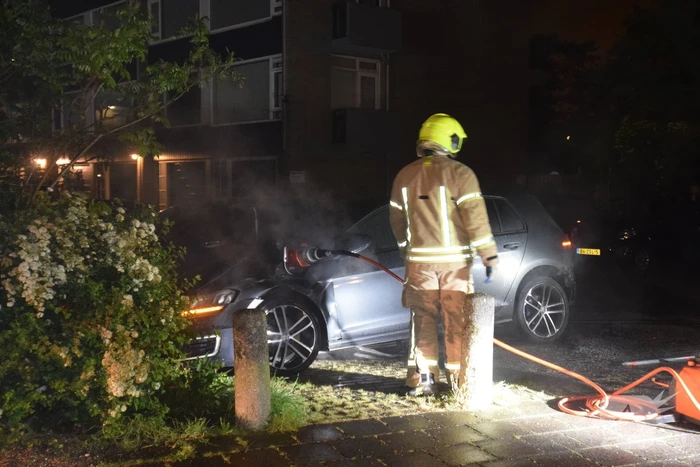 Auto verwoest door brand