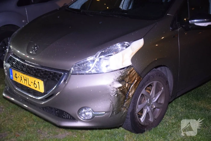 Auto verwoest door brand