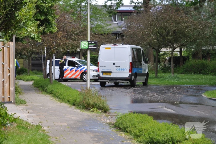 Straten blank na gesprongen waterleiding