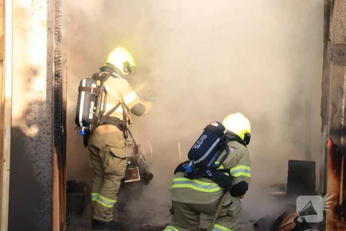 Flinke brand in garagebox