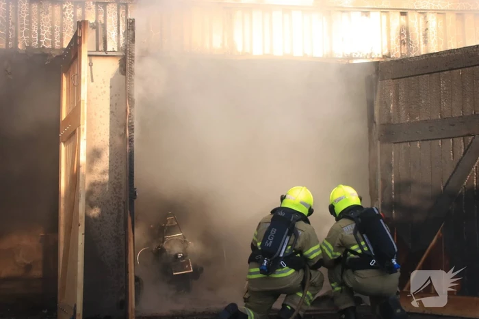 Flinke brand in garagebox