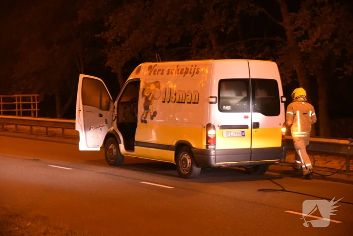 Brand in ijscowagen