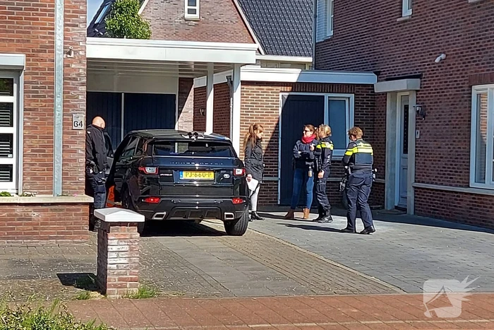 Onderzoek bij woning in Schepenwijk Oost