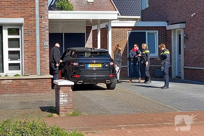 Onderzoek bij woning in Schepenwijk Oost