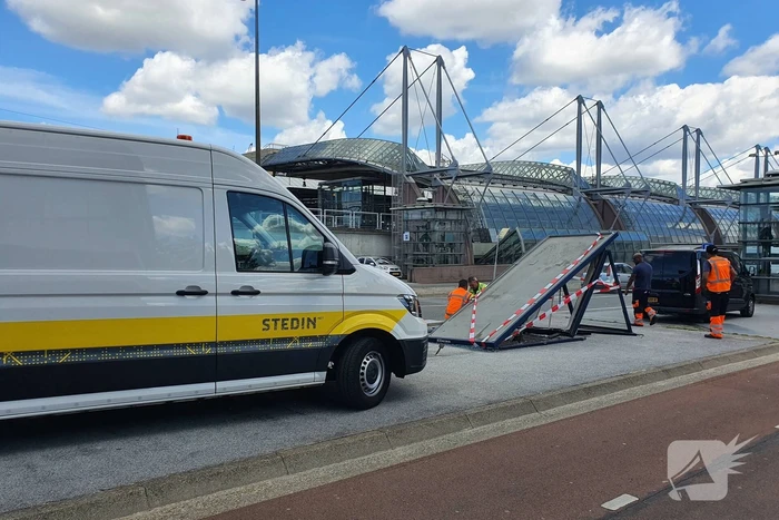 Bushok aan diggelen gereden