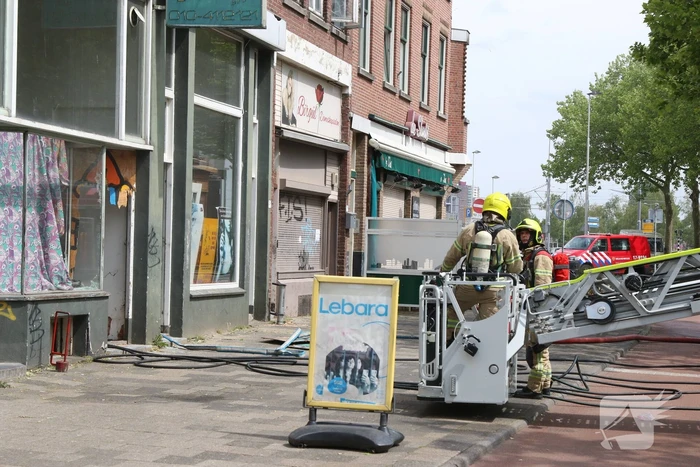 Brand in schuur overgeslagen naar woningen