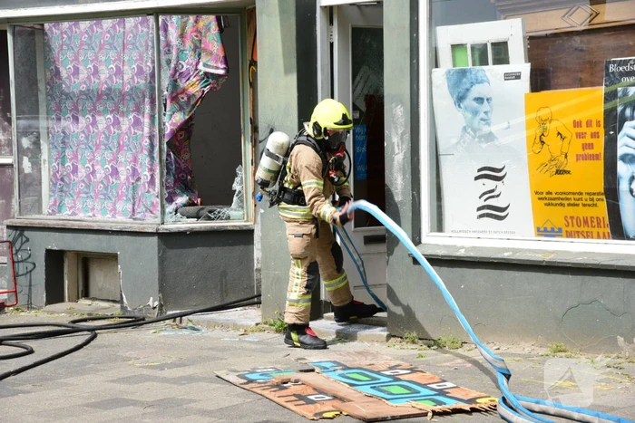Brand in schuur overgeslagen naar woningen