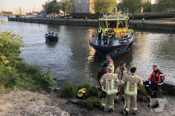 Zoekactie naar object in Voorhaven