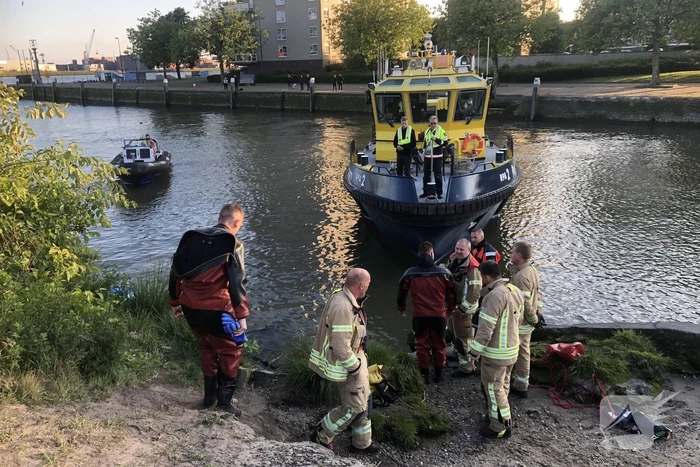 Zoekactie naar object in Voorhaven