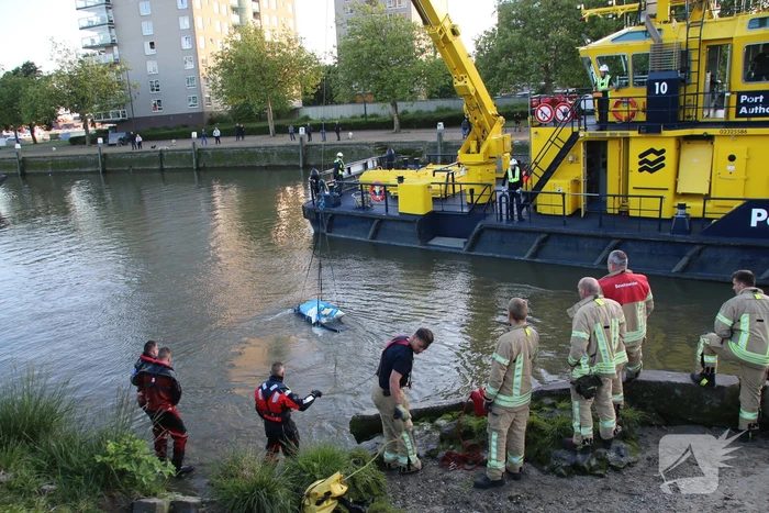 Zoekactie naar object in Voorhaven