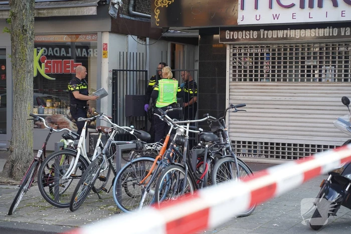 Man zwaargewond na steekpartij