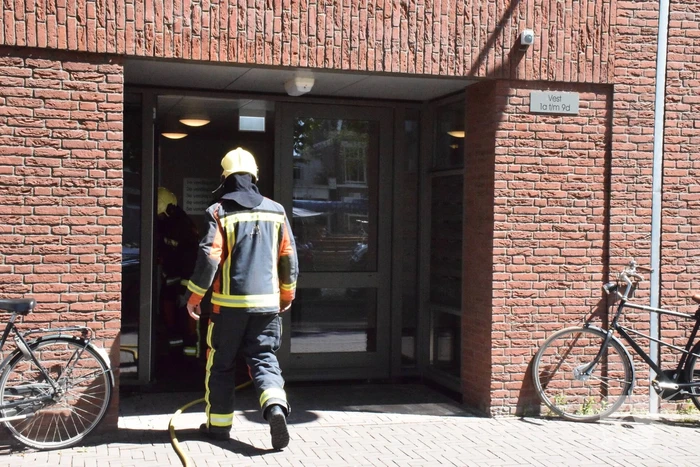 Brand op derde verdieping van appartementencomplex