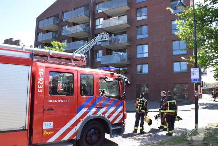 Brand op derde verdieping van appartementencomplex