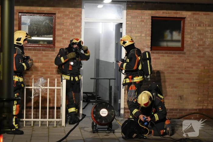 Veel rook bij brand in kelderbox