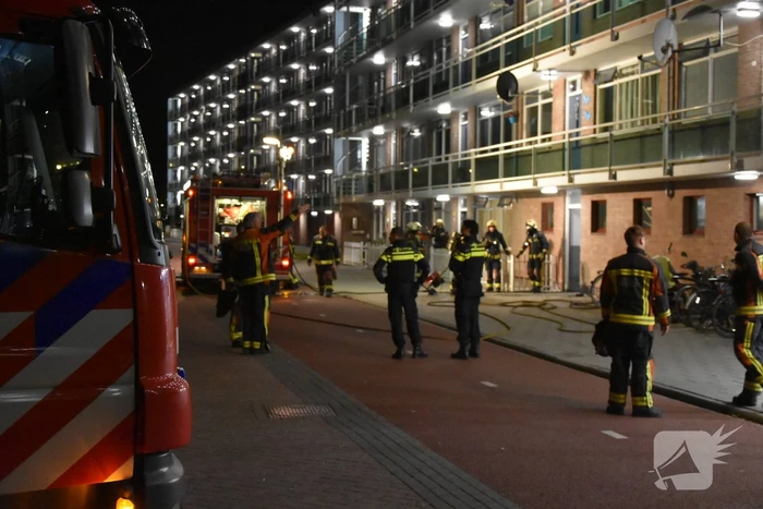 Veel rook bij brand in kelderbox