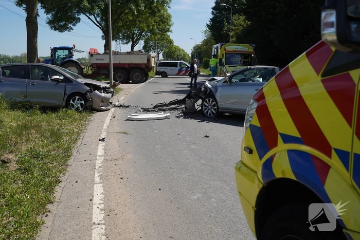 Meerdere gewonden na frontale aanrijding