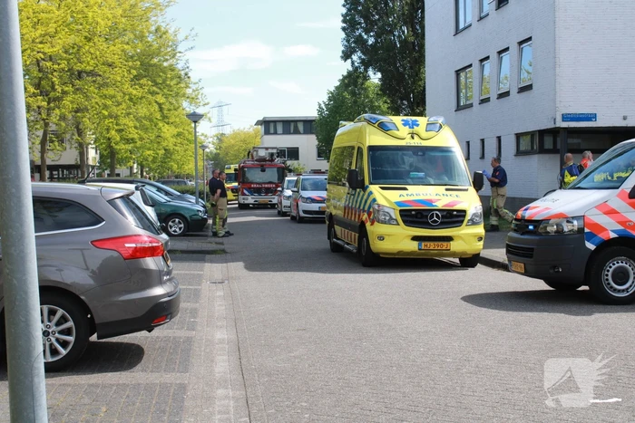 Zwaargewonde bij steekpartij in woning