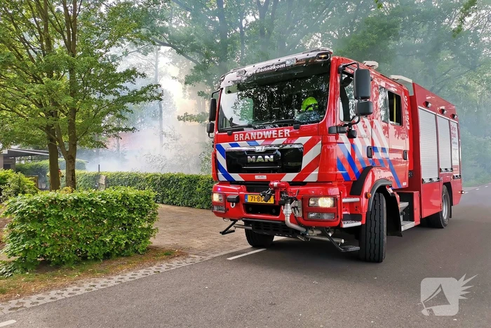 Stuk bosschage in brand