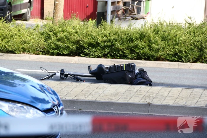 Fietser zwaar gewond na aanrijding