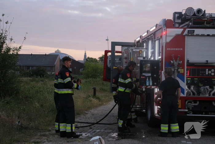 Afvalbrand zorgt voor veel rookontwikkeling