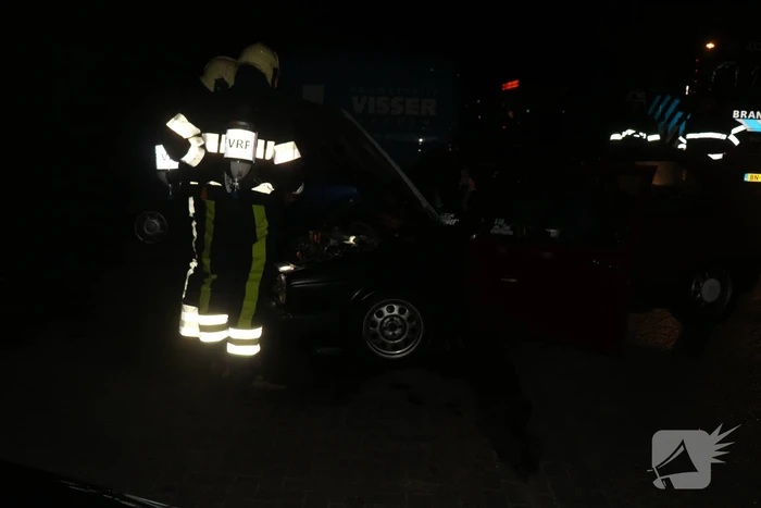 Brand ontstaan in auto